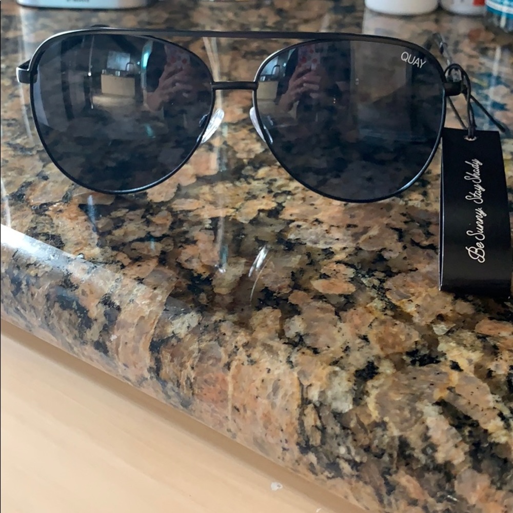 Quay sunglasses. Unused